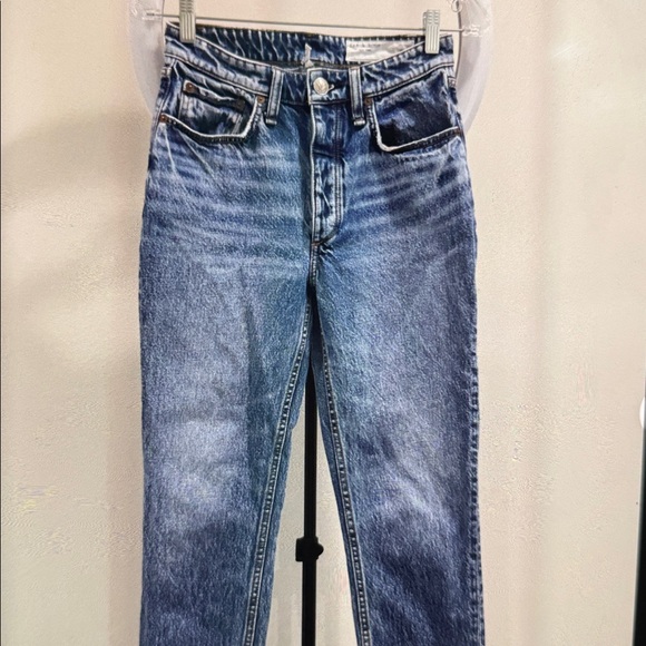 rag & bone Denim - Rag & Bone Nina High Rise Ankle Cigarette Ankle Jeans
Size 25 button closure